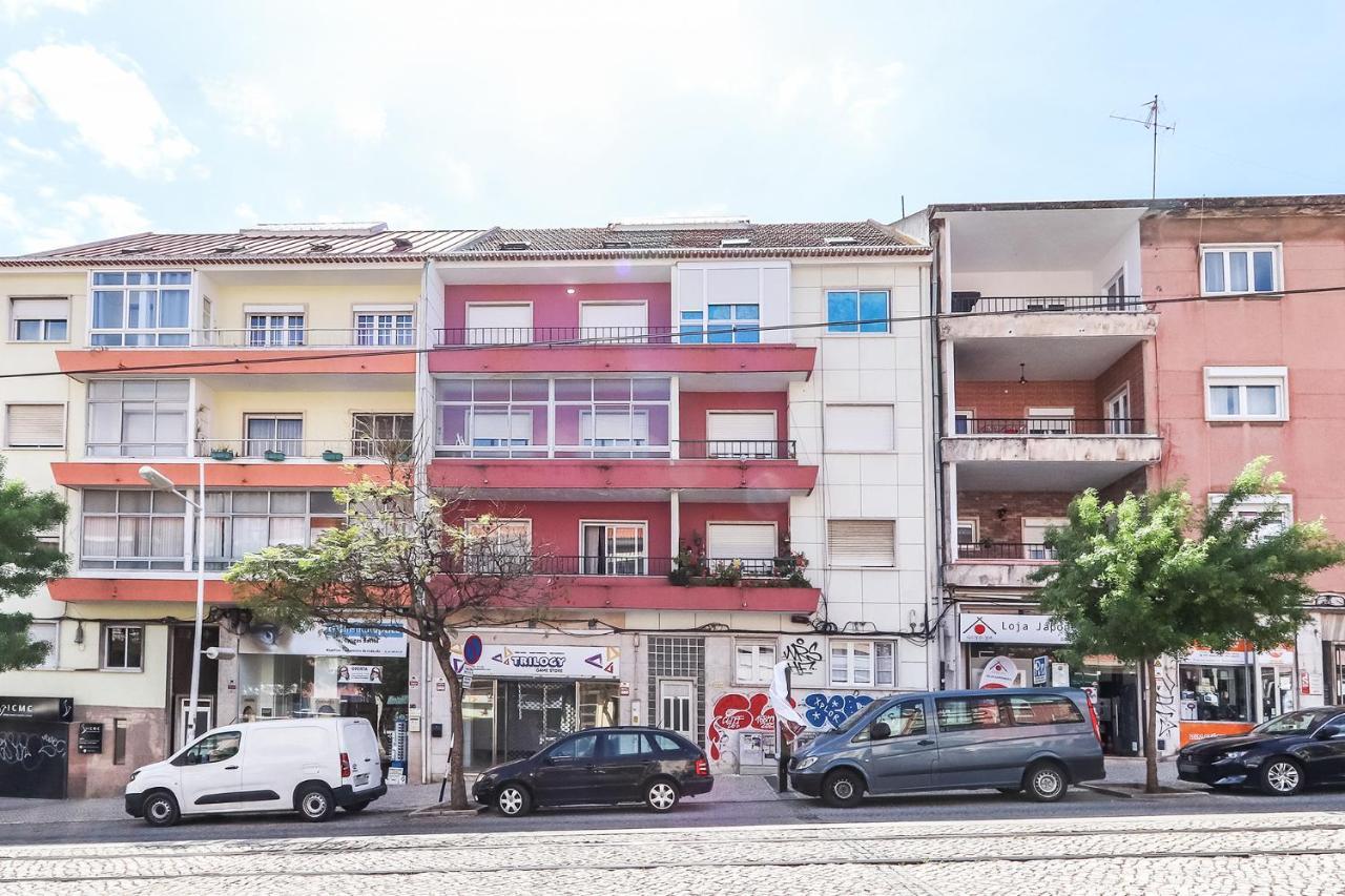 Portucale ! Balcony Apartamento Almada